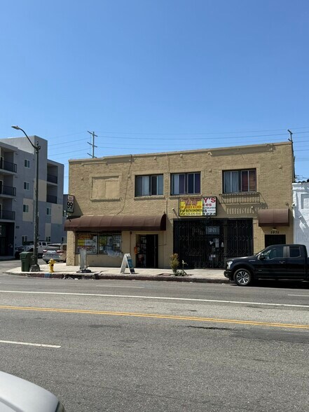5975 S Broadway, Los Angeles, CA à vendre - Photo de l’immeuble – Image 2 sur 18