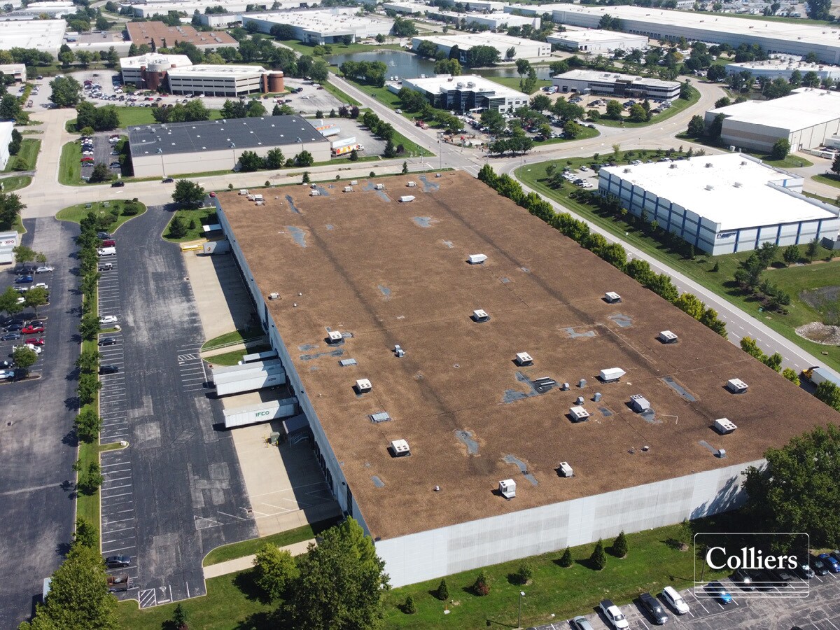 13400-13480 Lakefront Dr, Earth City, MO à louer Photo de l’immeuble– Image 1 sur 3