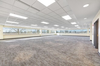 3500 Packerland Dr, De Pere, WI à louer Photo intérieure– Image 1 sur 9