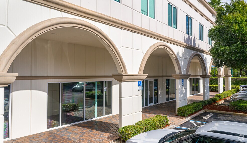 11641 Kew Gardens Ave, Palm Beach Gardens, FL à vendre - Photo de l’immeuble – Image 3 sur 7
