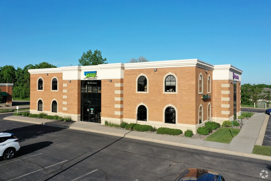 2850 Cutters Grove Ave, Anoka, MN à louer - Photo de l’immeuble – Image 2 sur 22