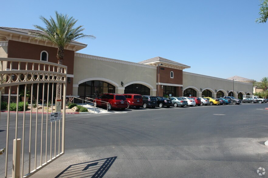 4285 N Rancho Dr, Las Vegas, NV à vendre - Photo de l’immeuble – Image 3 sur 18