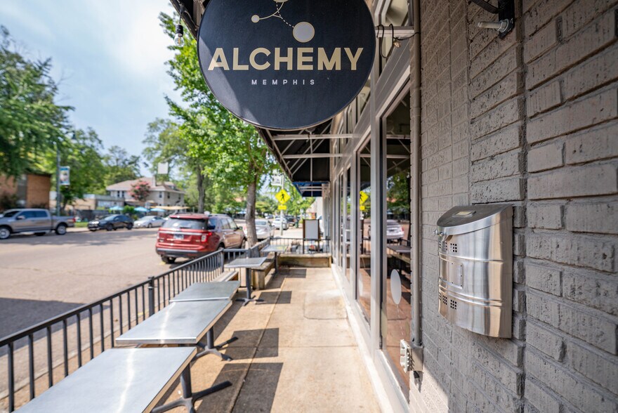 940-942 S Cooper St, Memphis, TN à louer - Photo de l’immeuble – Image 3 sur 33