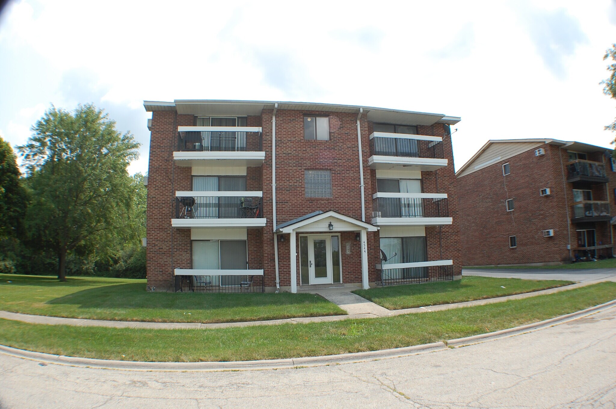 4544 Heartland Dr, Richton Park, IL à vendre Photo principale– Image 1 sur 12