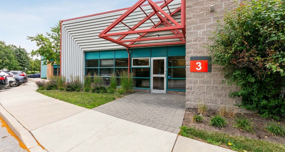 5155 Spectrum Way, Mississauga, ON à vendre - Photo de l’immeuble – Image 2 sur 4