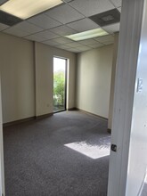 4303 Vineland Rd, Orlando, FL à louer Photo intérieure– Image 2 sur 7