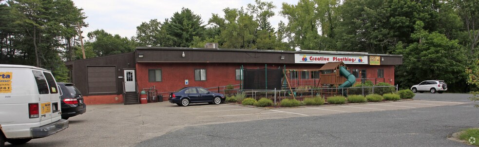 95 Washington St, Holliston, MA à louer - Photo de l’immeuble – Image 2 sur 2