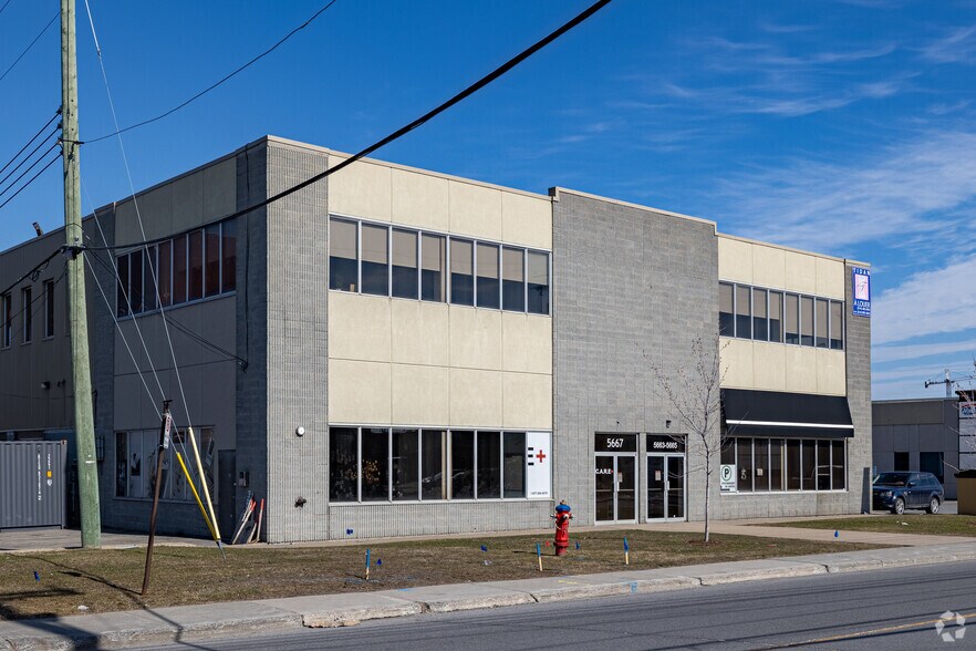 8270-8310 Ch Devonshire, Mt Royal, QC à louer - Photo de l’immeuble – Image 3 sur 13