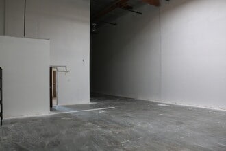 12335 Denholm Dr, El Monte, CA à louer Photo intérieure– Image 1 sur 6