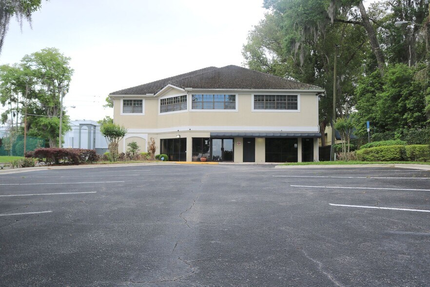 260 Maitland Ave, Altamonte Springs, FL à vendre - Photo de l’immeuble – Image 3 sur 13