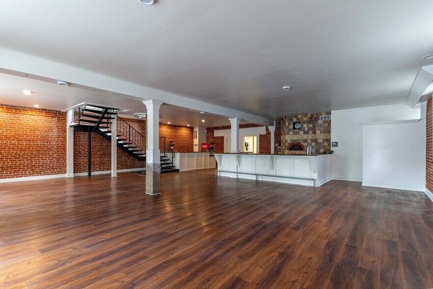 55 5th St, Gilroy, CA à vendre - Photo de l’immeuble – Image 2 sur 14