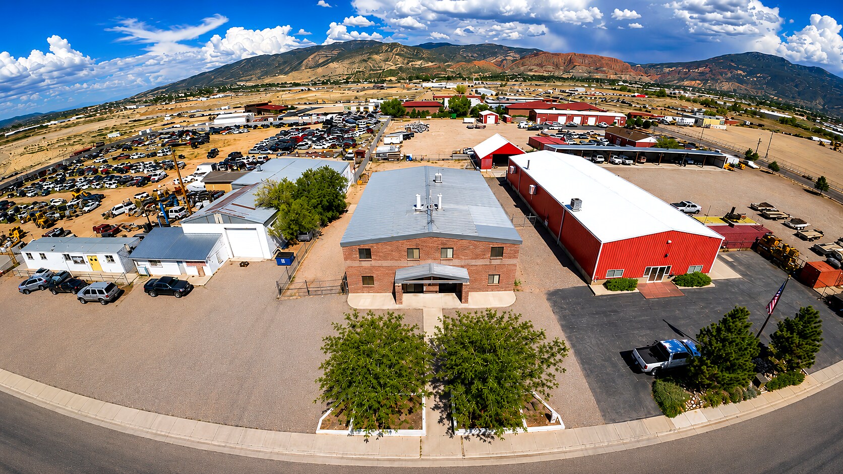 1144 N Airport Rd, Cedar City, UT à louer Photo de l’immeuble– Image 1 sur 9