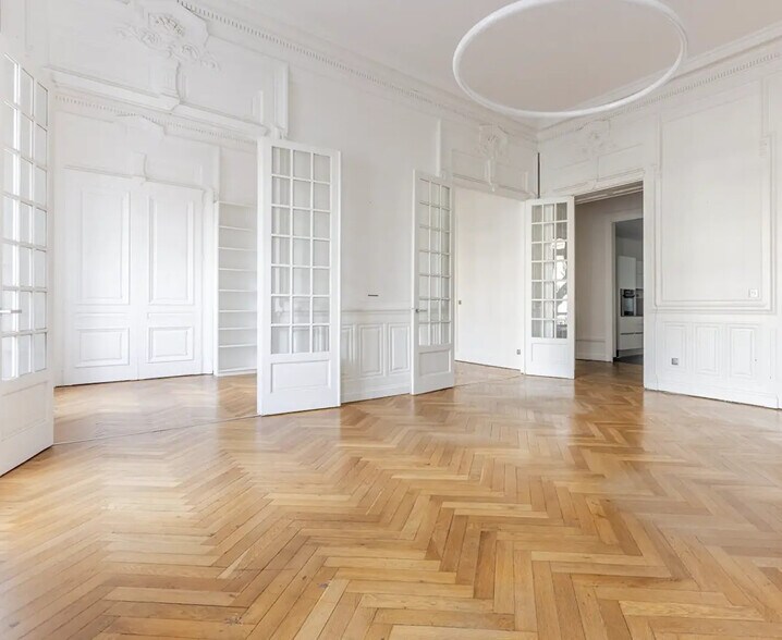 Bureau dans Paris à louer - Photo de l’immeuble – Image 1 sur 6