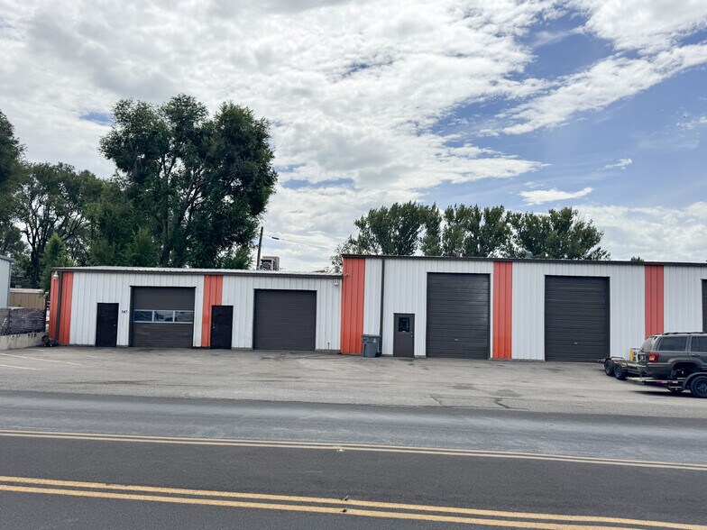 343-345 W 200th South, Pleasant Grove, Pleasant Grove, UT à louer - Photo de l’immeuble – Image 3 sur 7