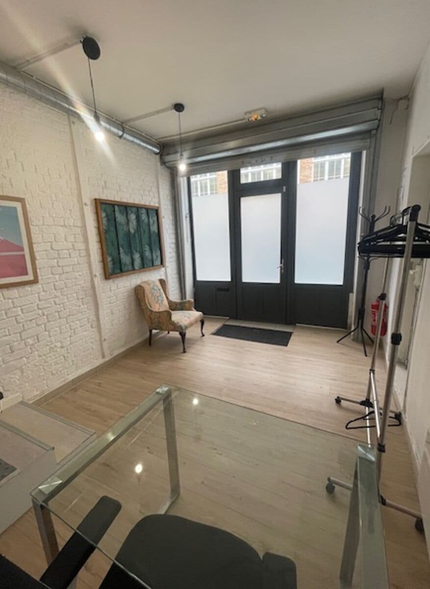 10-12 Rue De L'Arbalete, Paris à louer Photo de l’immeuble– Image 1 sur 13