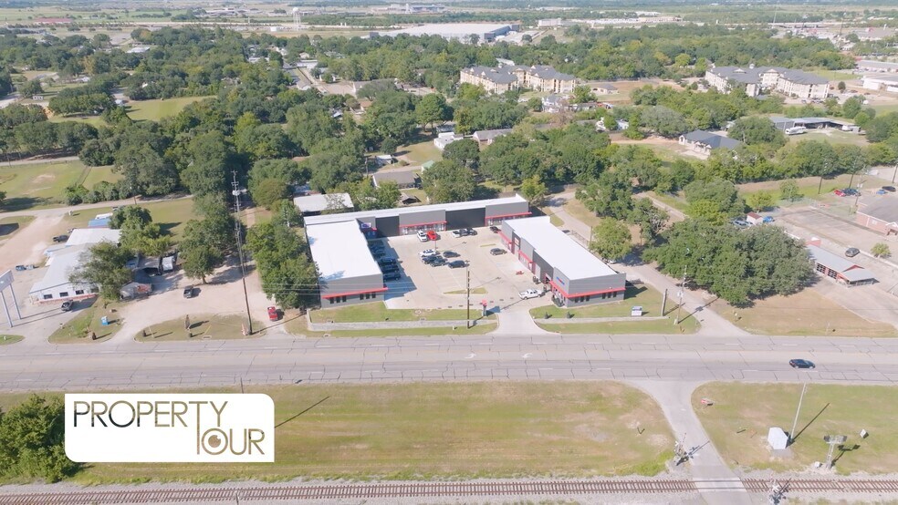 40190 Bus US-290, Waller, TX à louer - Vidéo sur l’annonce professionnelle – Image 2 sur 6