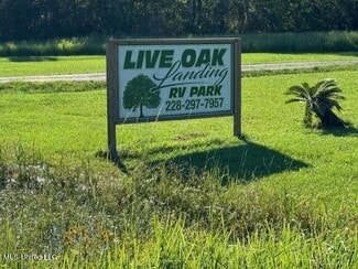 Plus de détails pour 7916 Old Stage Rd, Moss Point, MS - Logement à vendre