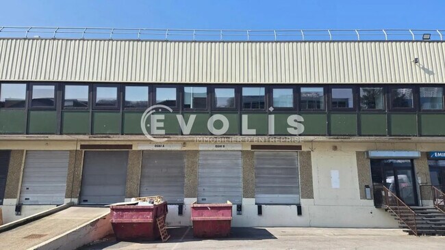 Plus de détails pour 59 Rue Edith Cavell, Vitry-sur-Seine - Bureau, Local d'activités à louer