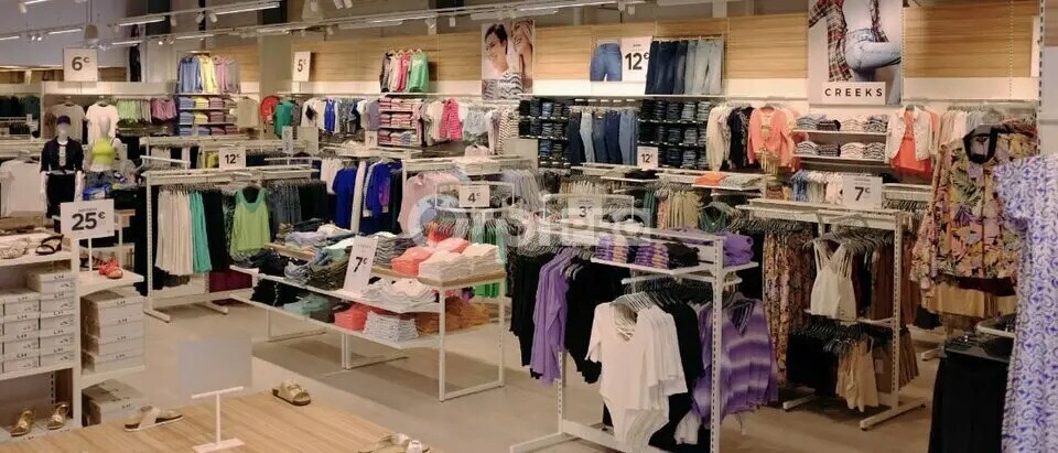 Local commercial dans Tarbes à louer - Photo de l’immeuble – Image 3 sur 5