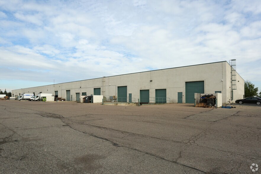9675 Harrison Rd, Romulus, MI à louer - Photo de l’immeuble – Image 3 sur 5