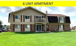 Plus de détails pour 7418 Century Ave, Middleton, WI - Logement à vendre