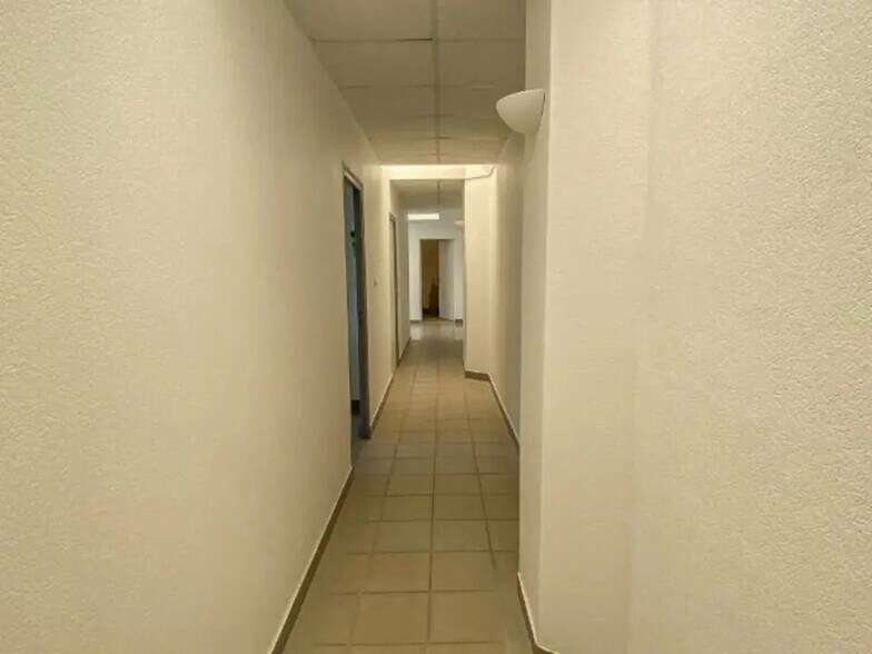 Bureau dans BRIVE-LA-GAILLARDE à louer - Photo de l’immeuble – Image 3 sur 3