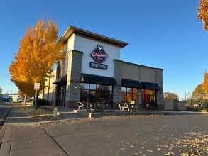 2280-2310 SE Mission St, Salem, OR à louer Photo intérieure– Image 1 sur 6