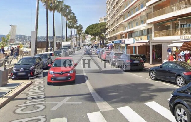 Plus de détails pour Local commercial à louer