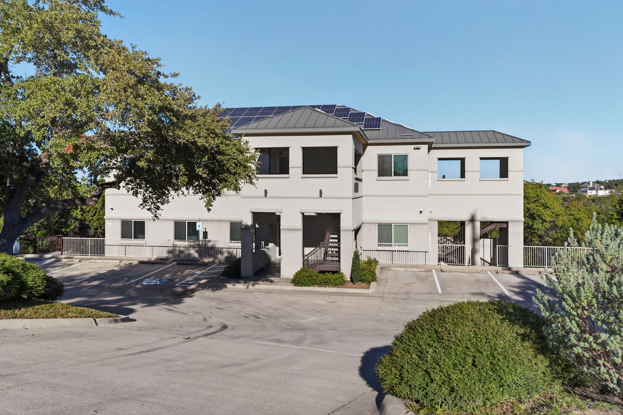 8320 Bee Caves Rd, Austin, TX à vendre Photo de l’immeuble– Image 1 sur 16