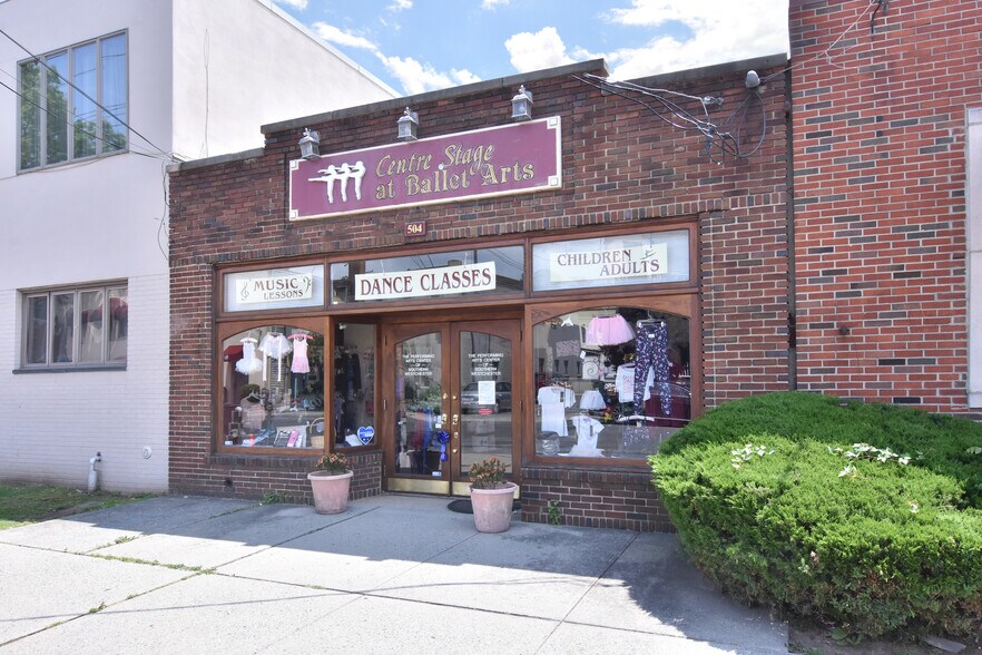 504 5th St, Pelham, NY à vendre - Photo principale – Image 1 sur 7