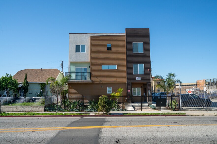 1491 Atlantic Ave, Long Beach, CA à vendre - Photo de l’immeuble – Image 2 sur 15