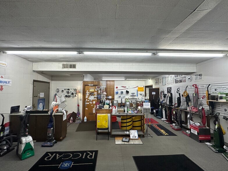 6547 Kennedy Ave, Hammond, IN à vendre - Photo de l’immeuble – Image 3 sur 6