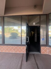 5533-5549 Philadelphia St, Chino, CA à louer Photo de l’immeuble– Image 1 sur 10