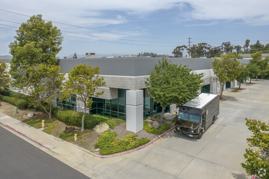 510 Corporate Dr, Escondido, CA à louer - Photo principale – Image 1 sur 4