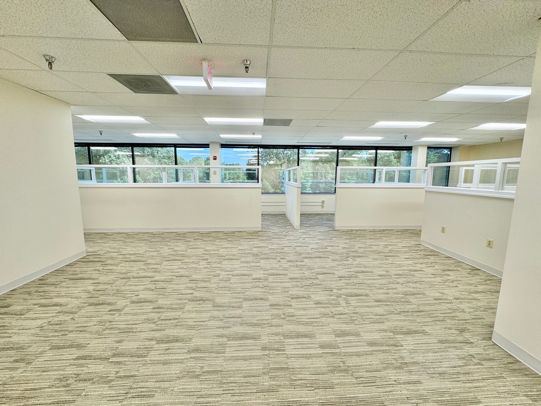 2200 Defense Hwy, Crofton, MD à louer Photo intérieure– Image 1 sur 24