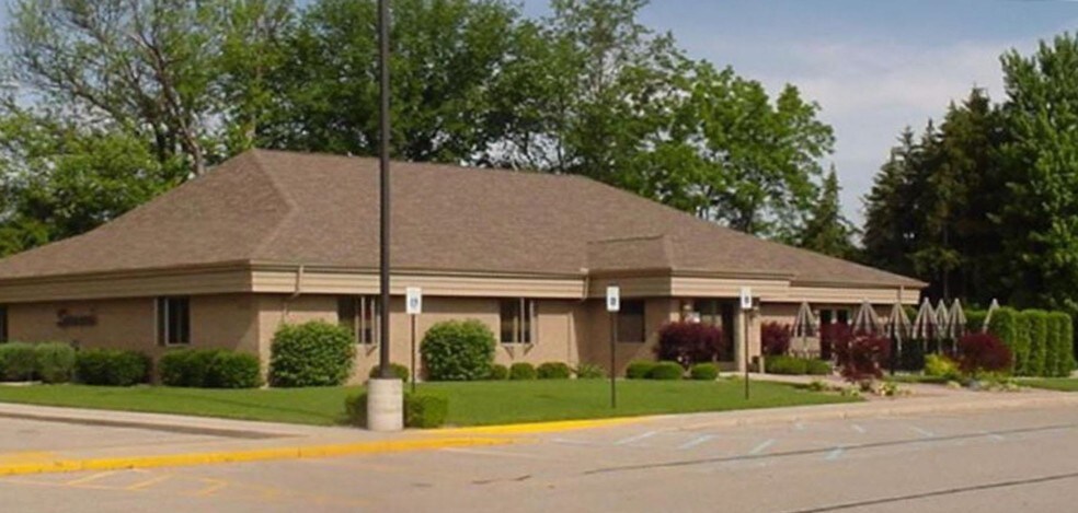 5530 Gratiot Rd, Saginaw, MI à vendre - Photo de l’immeuble – Image 2 sur 31