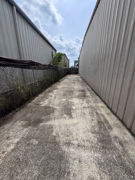 2218 Fayette St, Kenner, LA à louer - Photo de l’immeuble – Image 2 sur 6