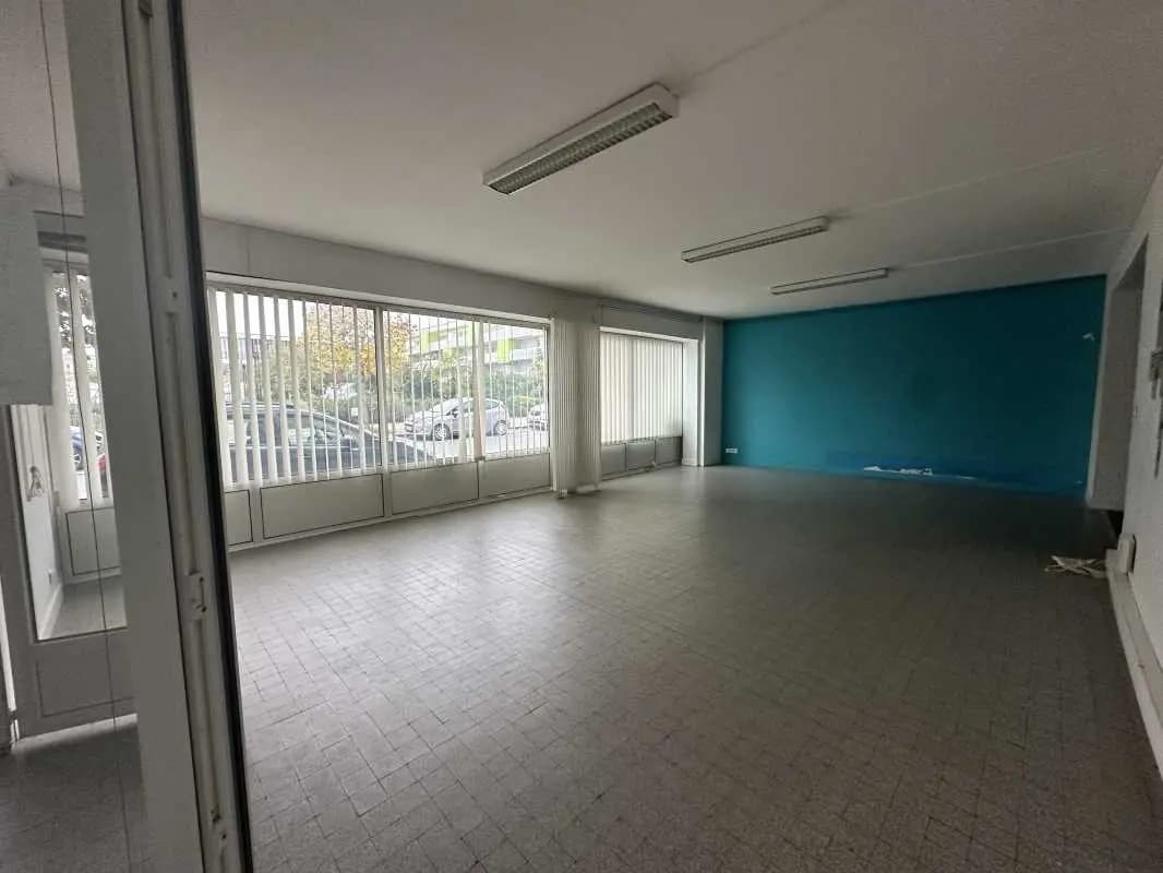 Immeuble residentiel dans Floirac à vendre Photo intérieure– Image 1 sur 10