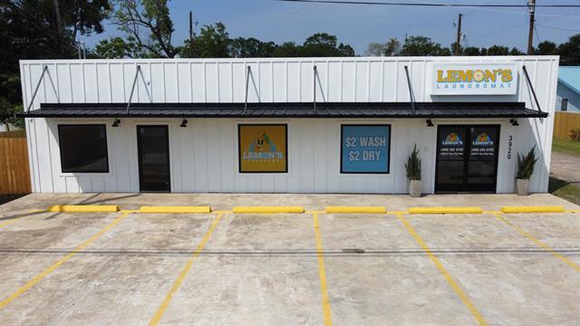 3920 Twin City Hwy, Nederland, TX à vendre - Photo de l’immeuble – Image 2 sur 34