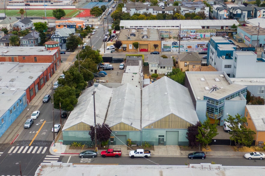 2534 Magnolia St, Oakland, CA à vendre - Photo de l’immeuble – Image 3 sur 47