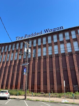 Plus de détails pour 61 State St, Paterson, NJ - Industriel/Logistique à vendre