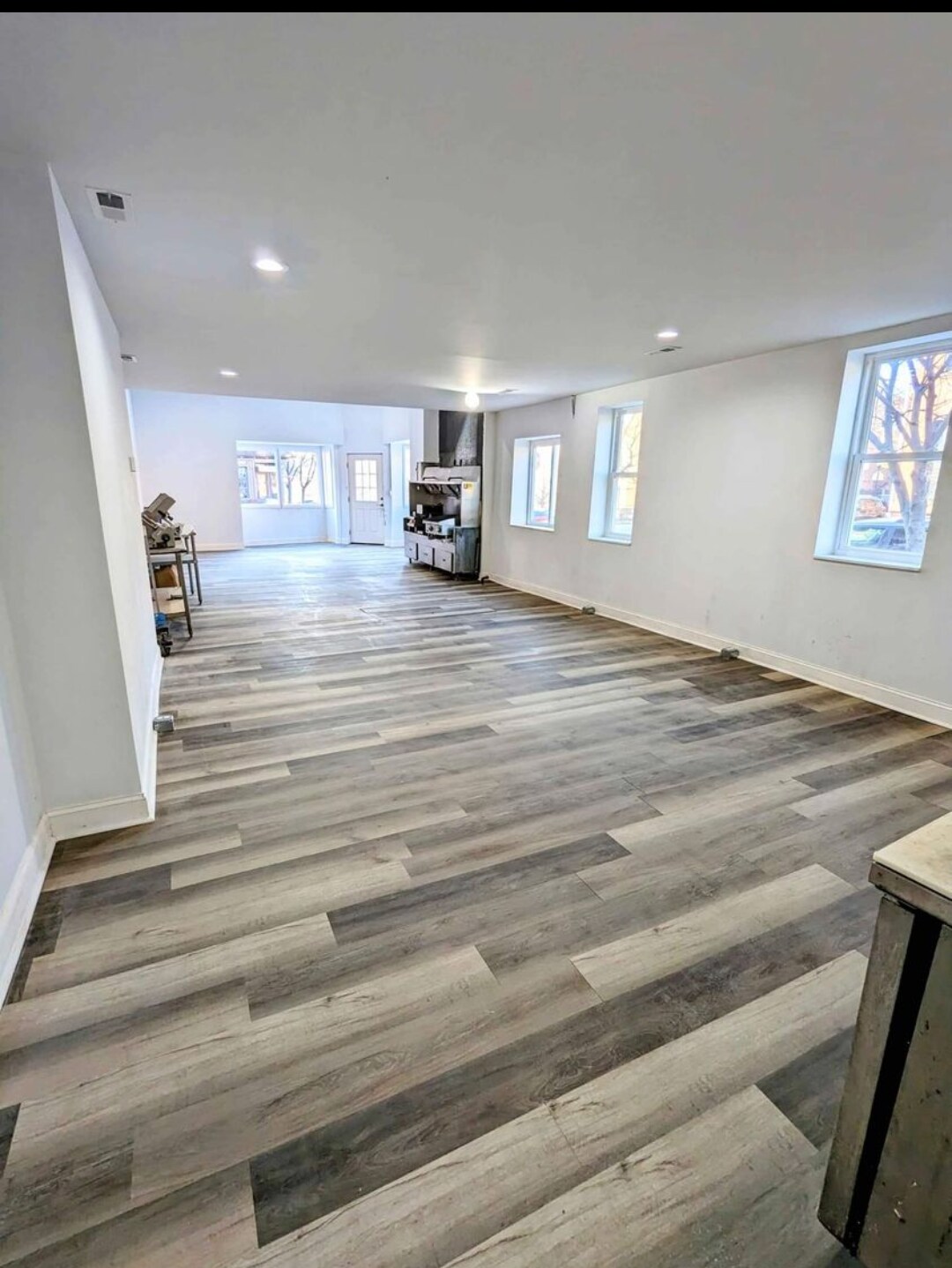 25 N Chester St, Baltimore, MD à louer Photo de l’immeuble– Image 1 sur 10