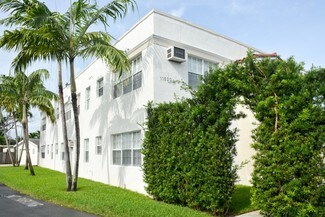 Plus de détails pour 11520 NE 6th Ave, Biscayne Park, FL - Logement à vendre