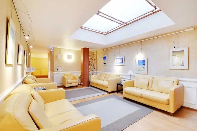 17 Rue Pétrarque, Paris à vendre - Photo de l’immeuble – Image 3 sur 13