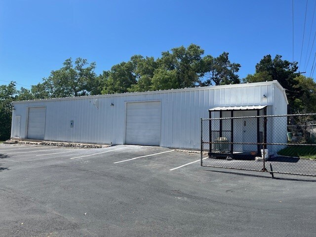 12405 W Highway 71, Bee Cave, TX à vendre - Photo de l’immeuble – Image 2 sur 6