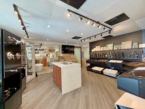 2263 Las Positas Rd, Santa Barbara, CA à louer Photo intérieure– Image 2 sur 12