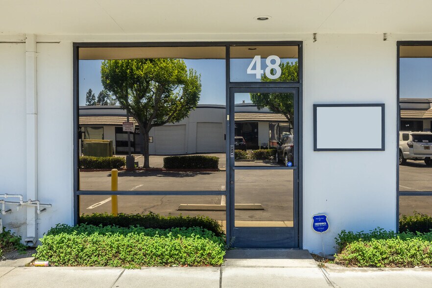 2-72 N Central Ave, Upland, CA à vendre - Photo de l’immeuble – Image 3 sur 10