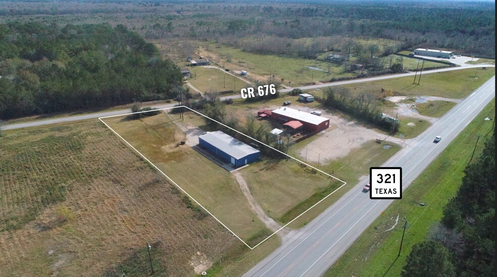 6798 Highway 321, Dayton, TX à louer - Photo de l’immeuble – Image 1 sur 6