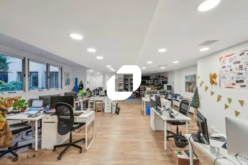 Bureau dans Paris à louer Photo de l’immeuble– Image 1 sur 15