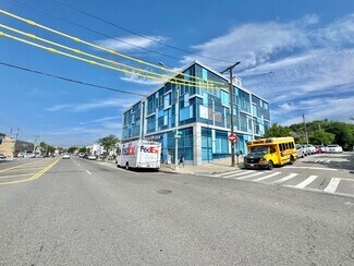 Plus de détails pour 215-15 Northern Blvd, Bayside, NY - Local commercial à vendre